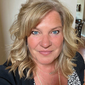 Meet your Posher, Breanna